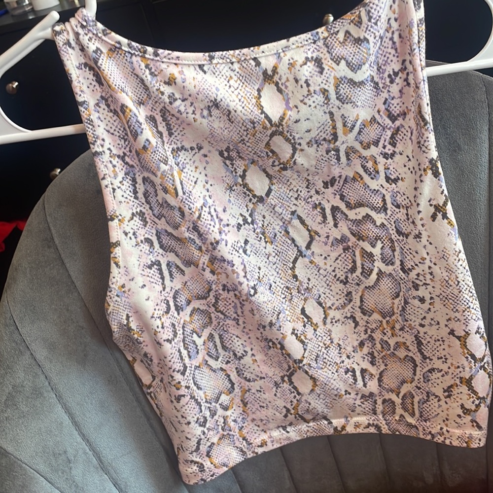 Snake print rutched crop top - Picture 3 of 3
